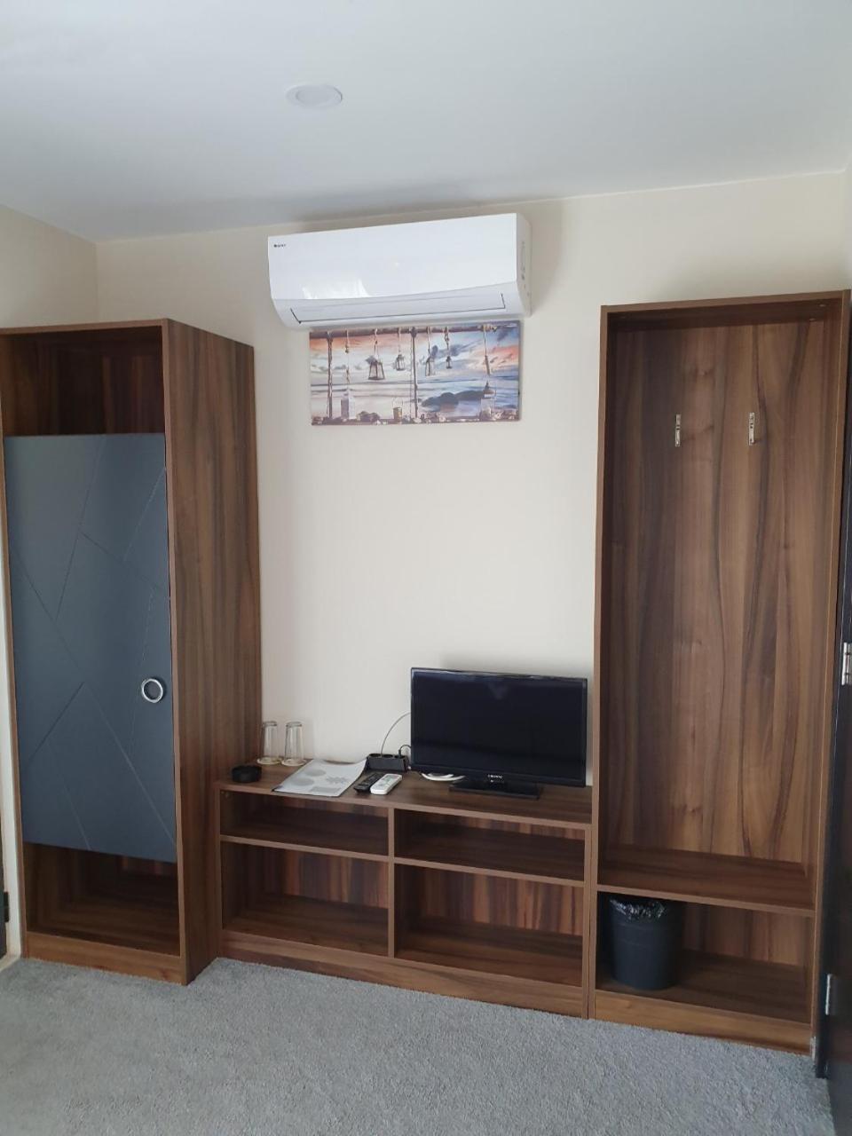 Family Hotel Novel City Burgas Habitación foto