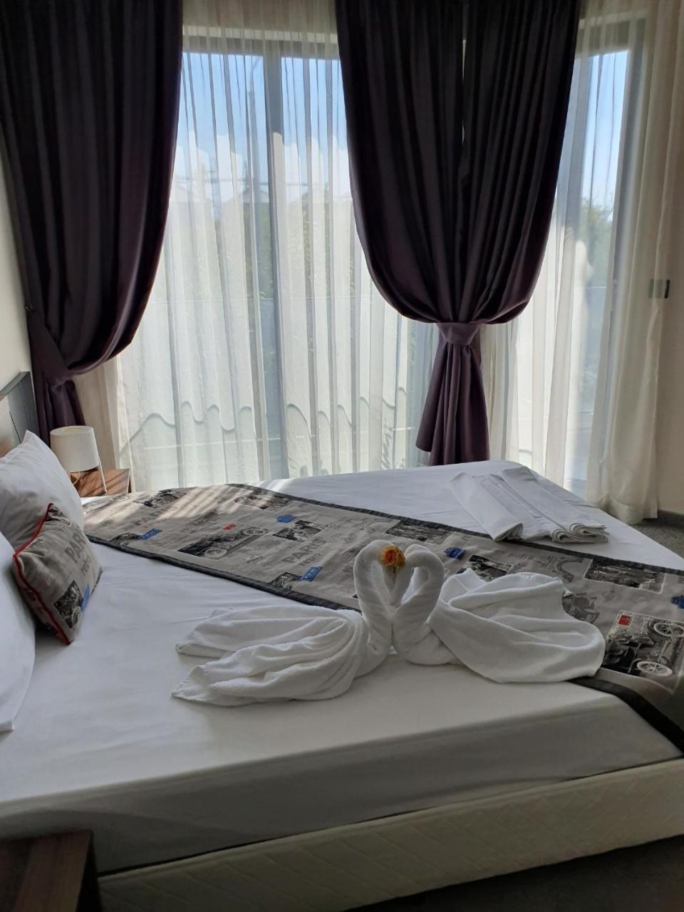Family Hotel Novel City Burgas Habitación foto